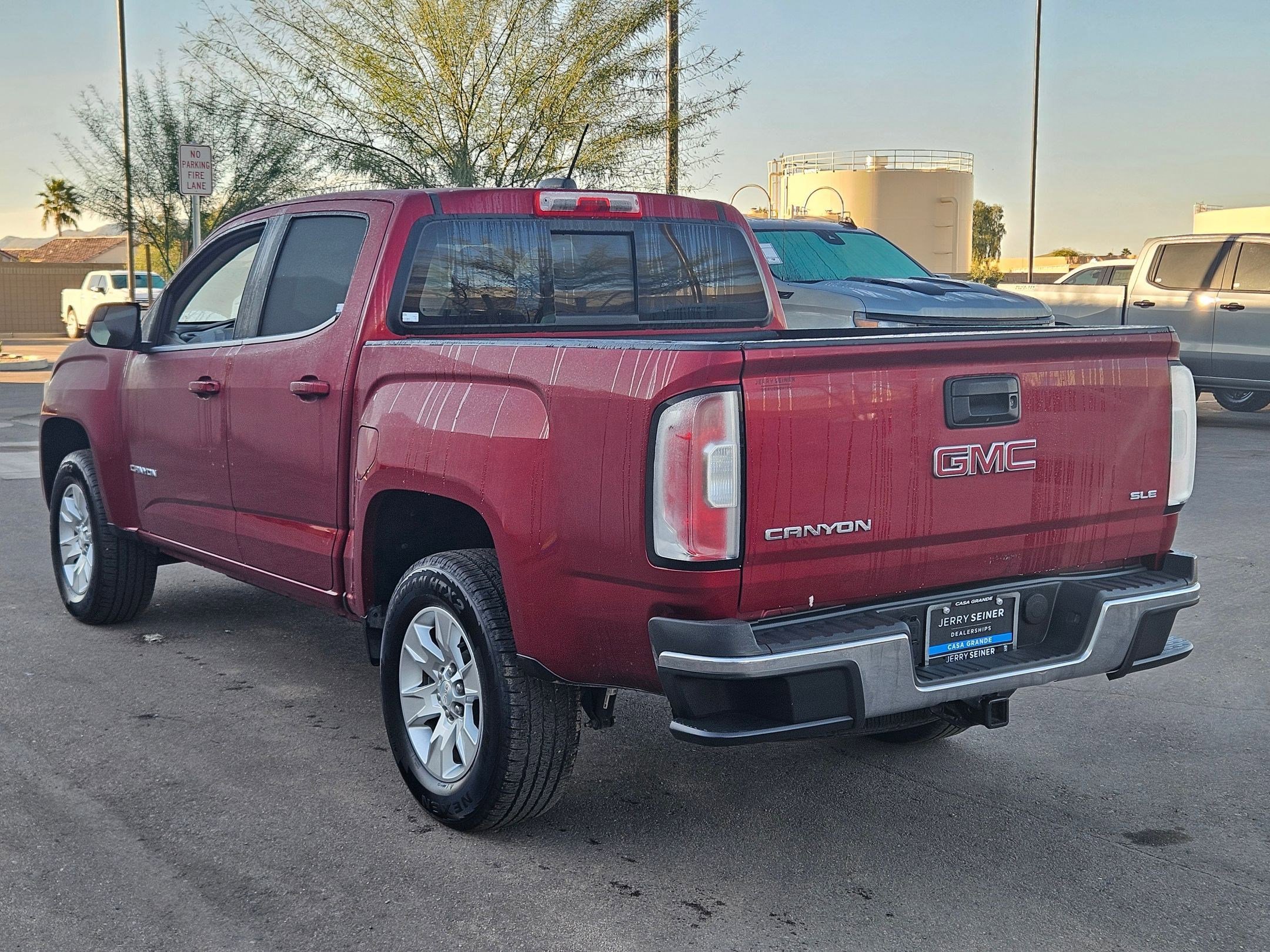 Used 2017 GMC Canyon SLE w/ SLE Convenience Package image 3