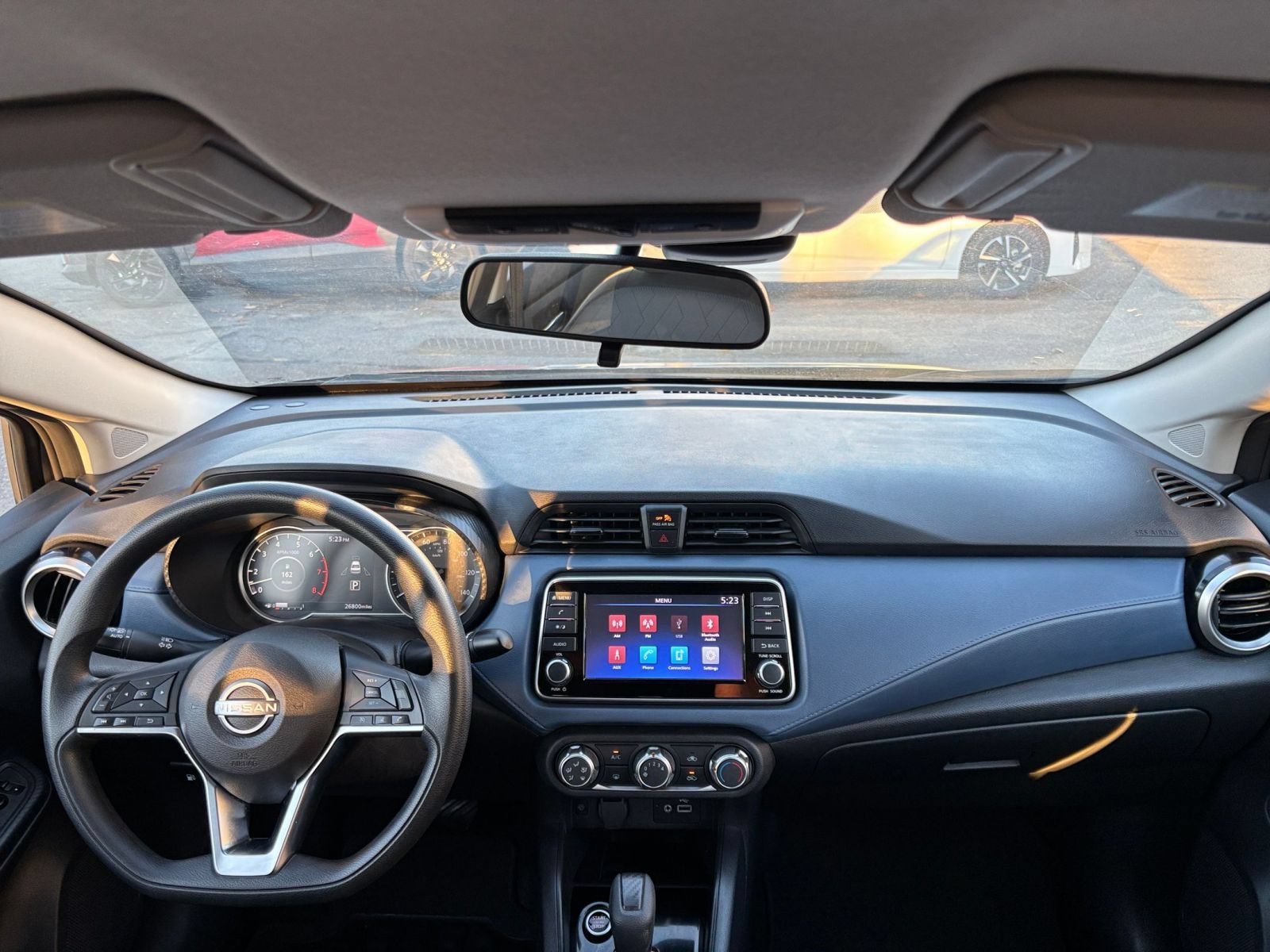 Used 2025 Nissan Versa SV FWD image 28