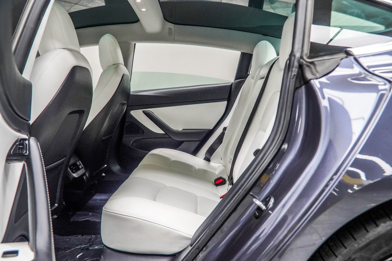 Used 2020 Tesla Model 3 Long Range AWD/4WD image 38