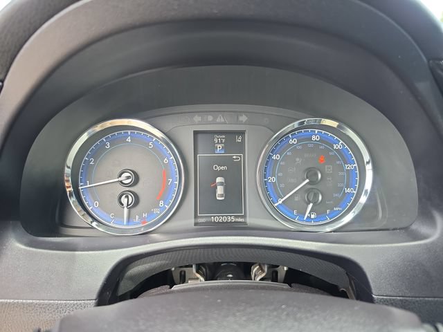Used 2018 Toyota Corolla XSE FWD image 19