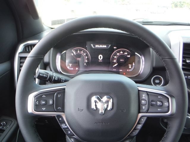 New 2026 RAM 1500 4x4 Crew Cab image 47