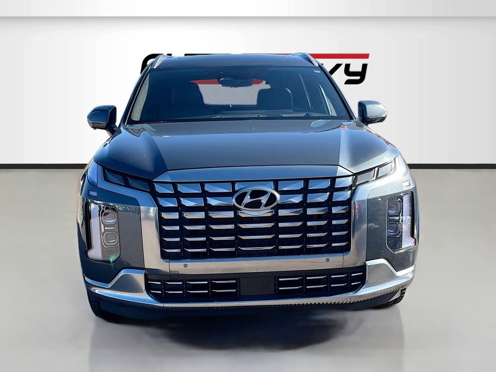 Used 2023 Hyundai Palisade Calligraphy AWD/4WD image 2