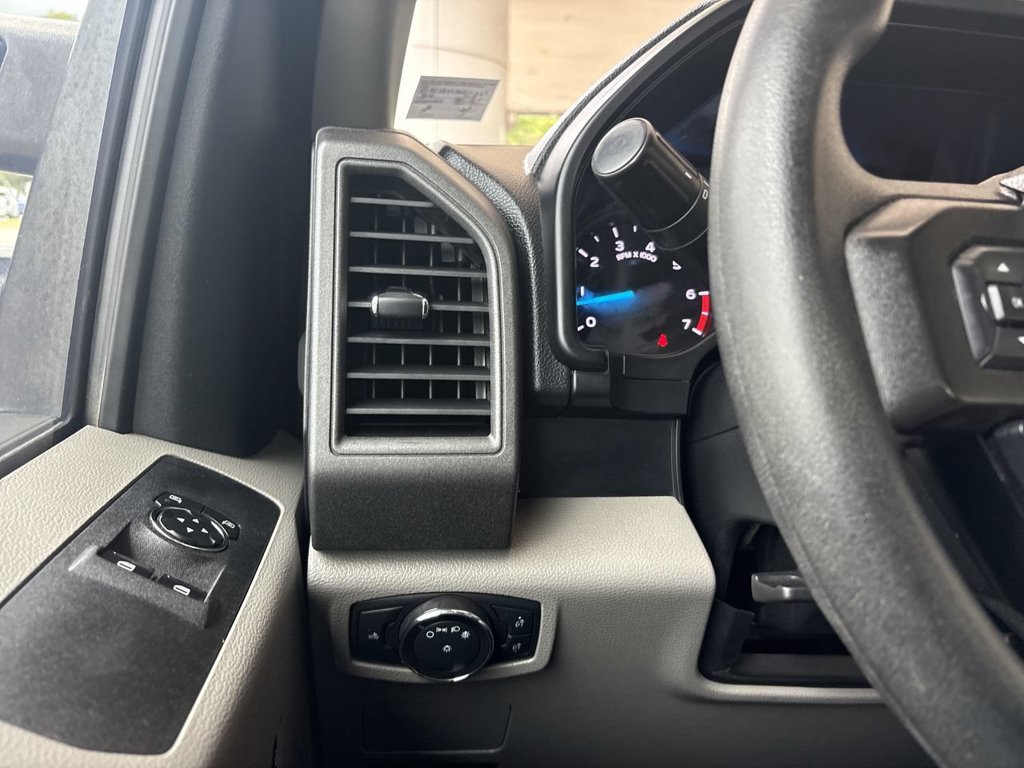 Used 2017 Ford F350 XL AWD/4WD image 16