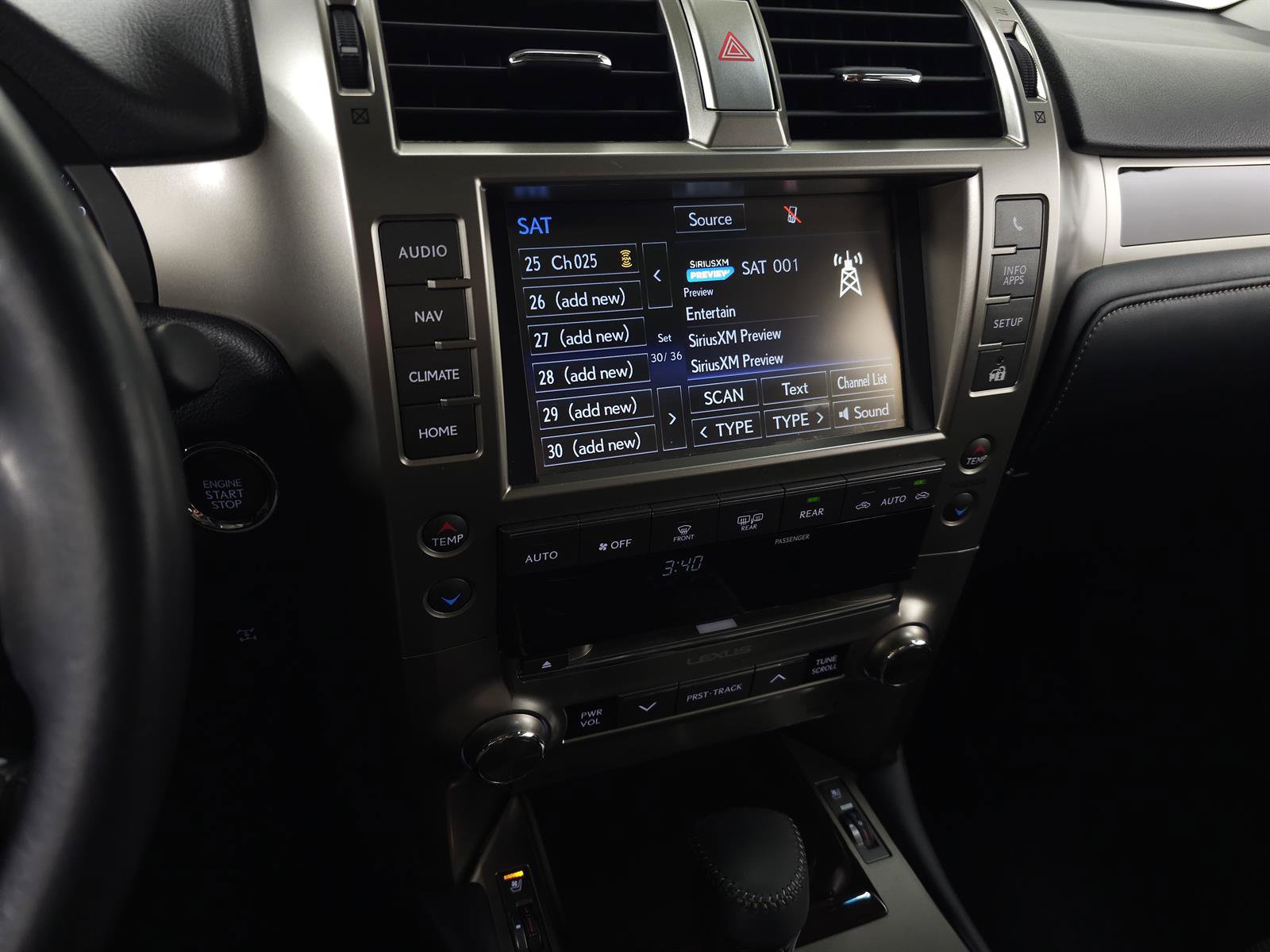 Used 2018 Lexus GX 460 Premium w/ Premium Package image 21