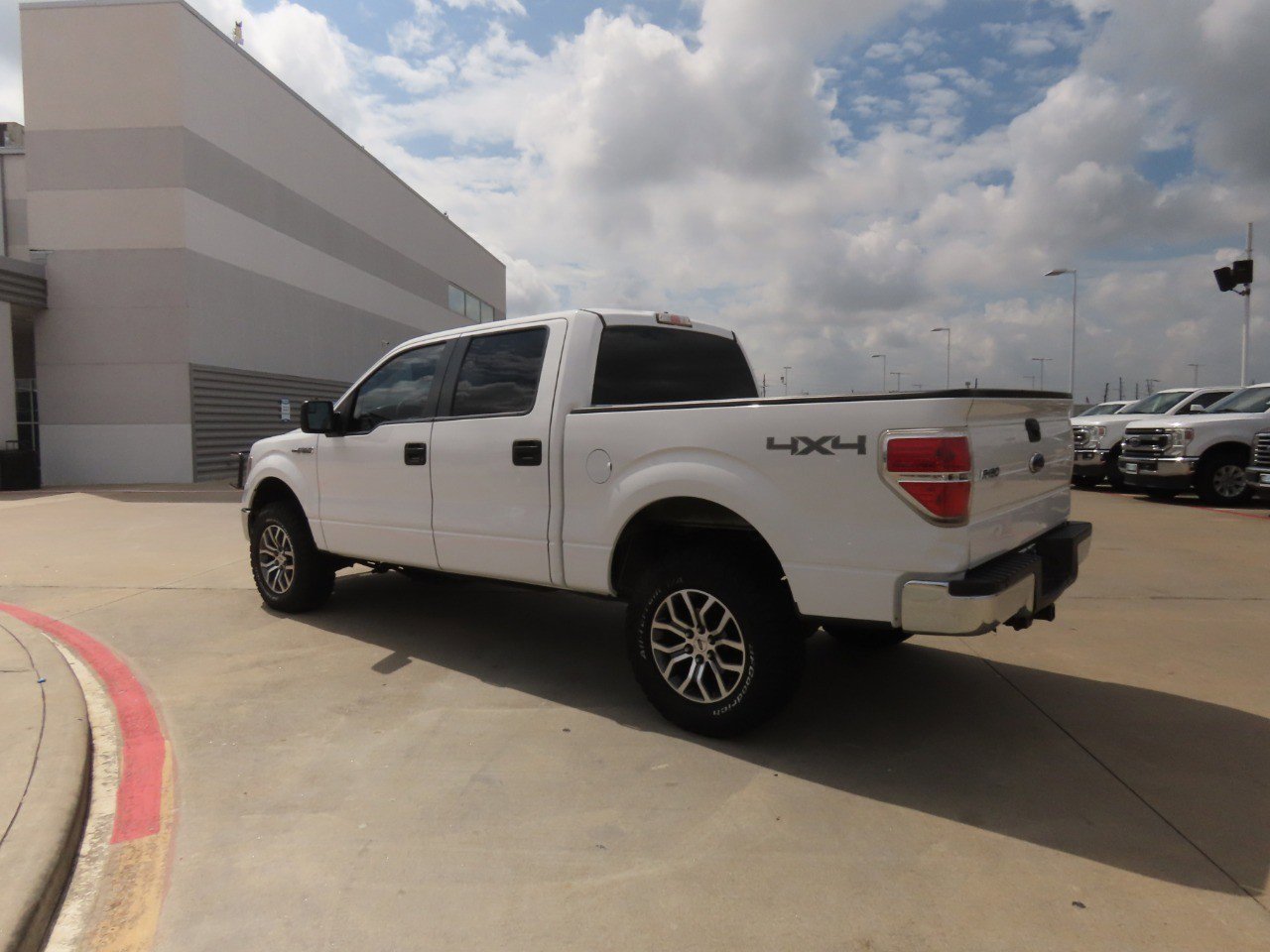 Used 2013 Ford F150 XLT w/ Trailer Tow Pkg AWD/4WD image 16