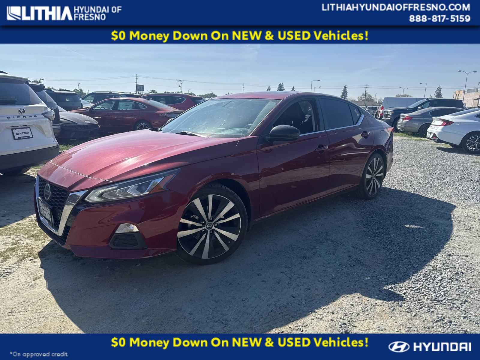 Used 2019 Nissan Altima 2.5 SR w/ SR Premium Package image 1