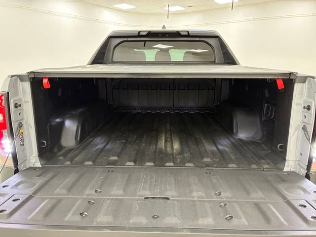 Certified 2025 Chevrolet Silverado EV RST AWD/4WD image 17