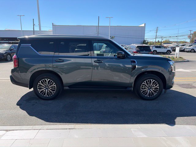 Used 2025 Nissan Armada SL AWD/4WD image 7