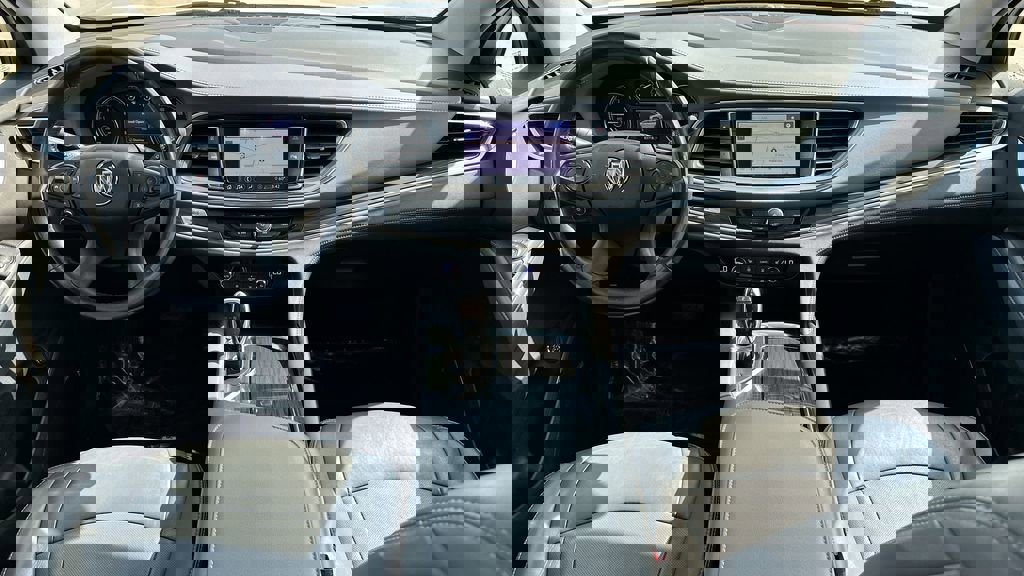 Certified 2021 Buick Enclave Essence w/ Sound and Sites Package image 22