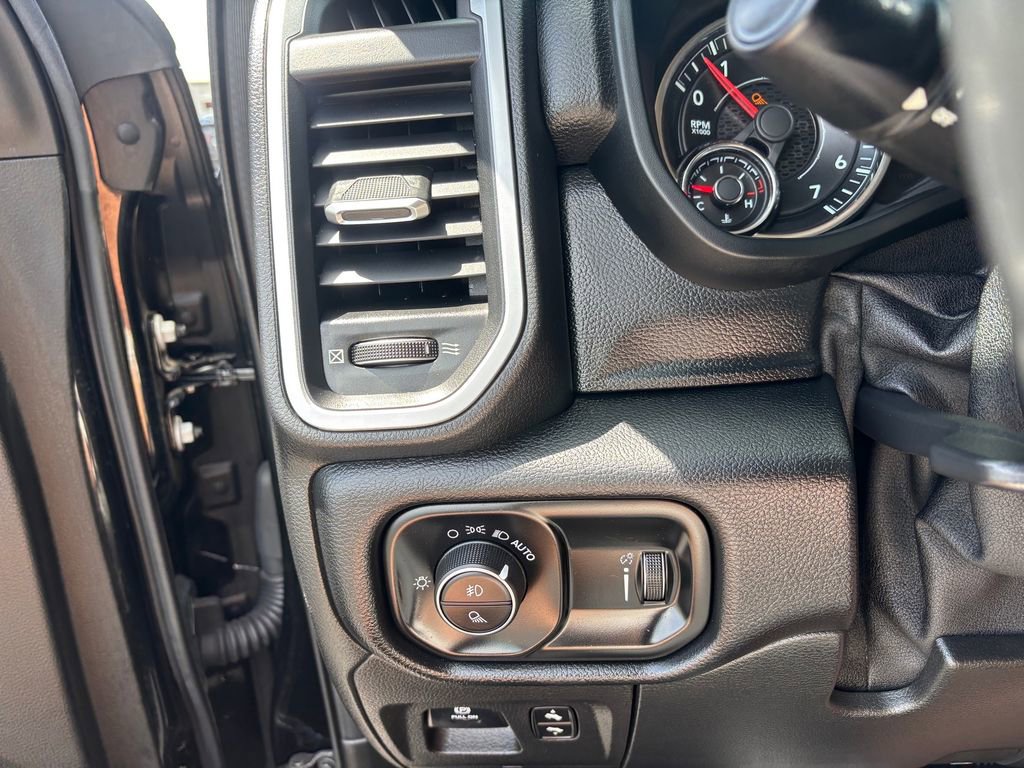 Used 2020 RAM 1500 Lone Star image 20