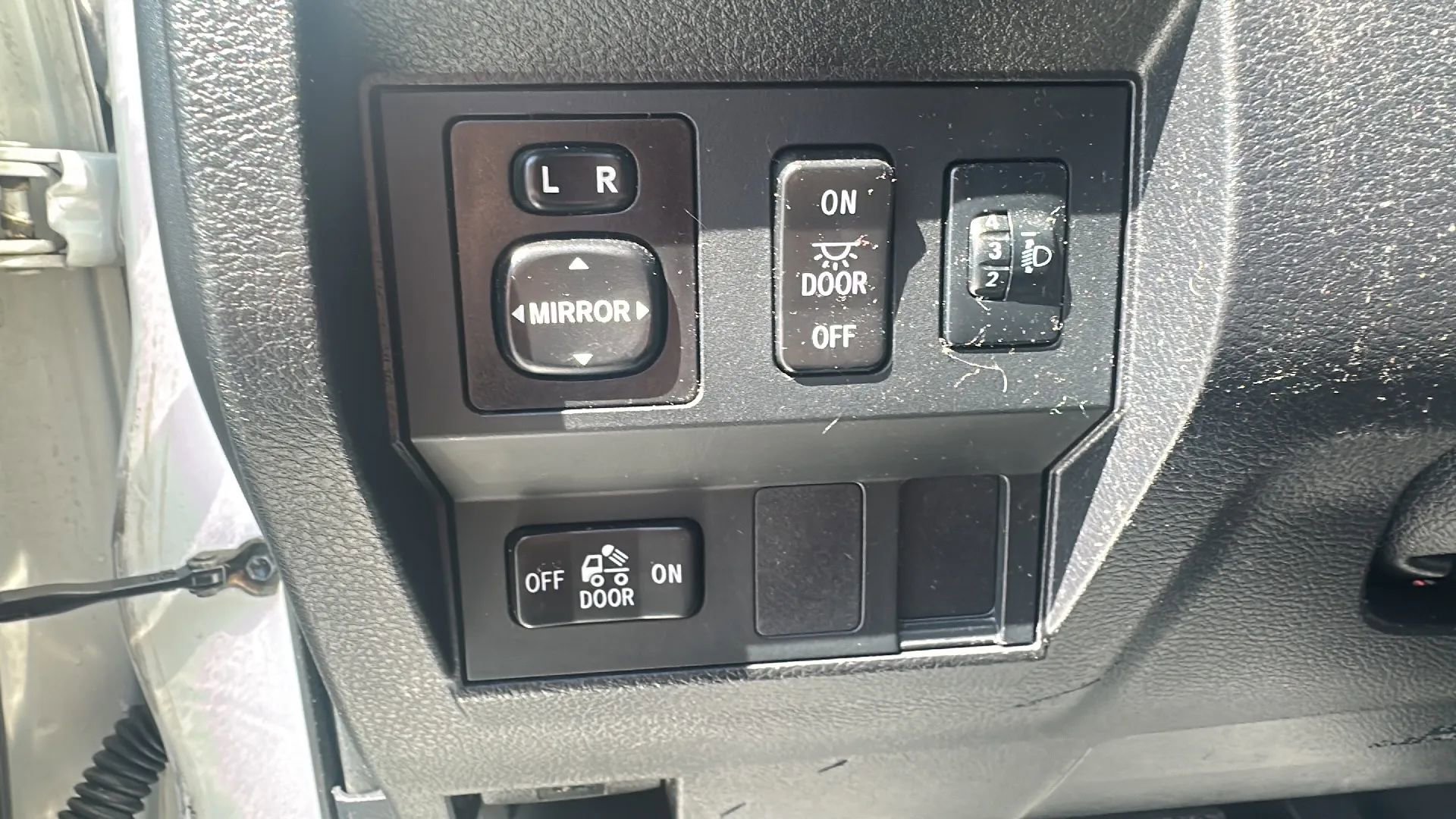 Used 2014 Toyota Tundra SR5 image 19