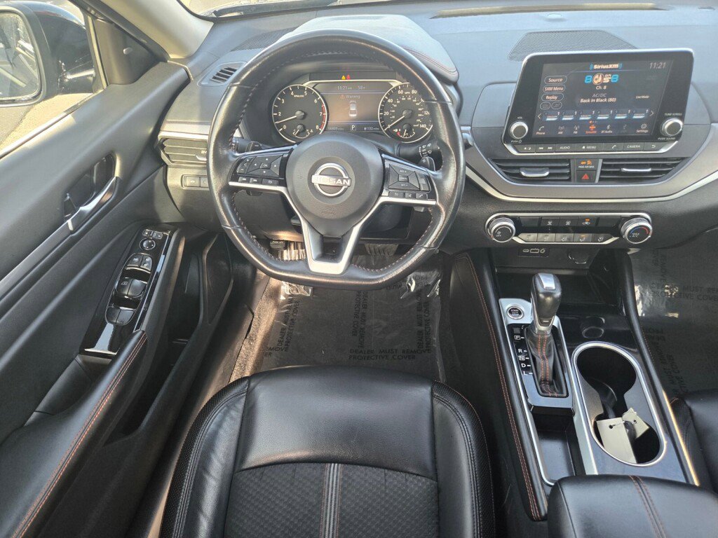 Used 2024 Nissan Altima 2.5 SR image 11