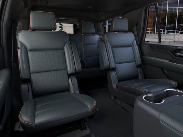 New 2026 GMC Yukon AT4 AWD/4WD image 17