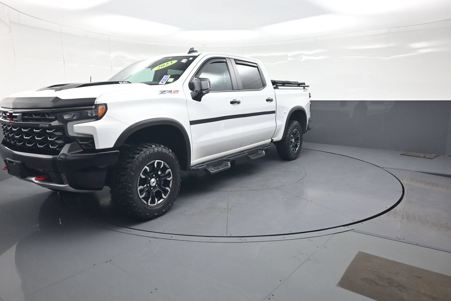 Used 2023 Chevrolet Silverado 1500 ZR2 AWD/4WD image 7