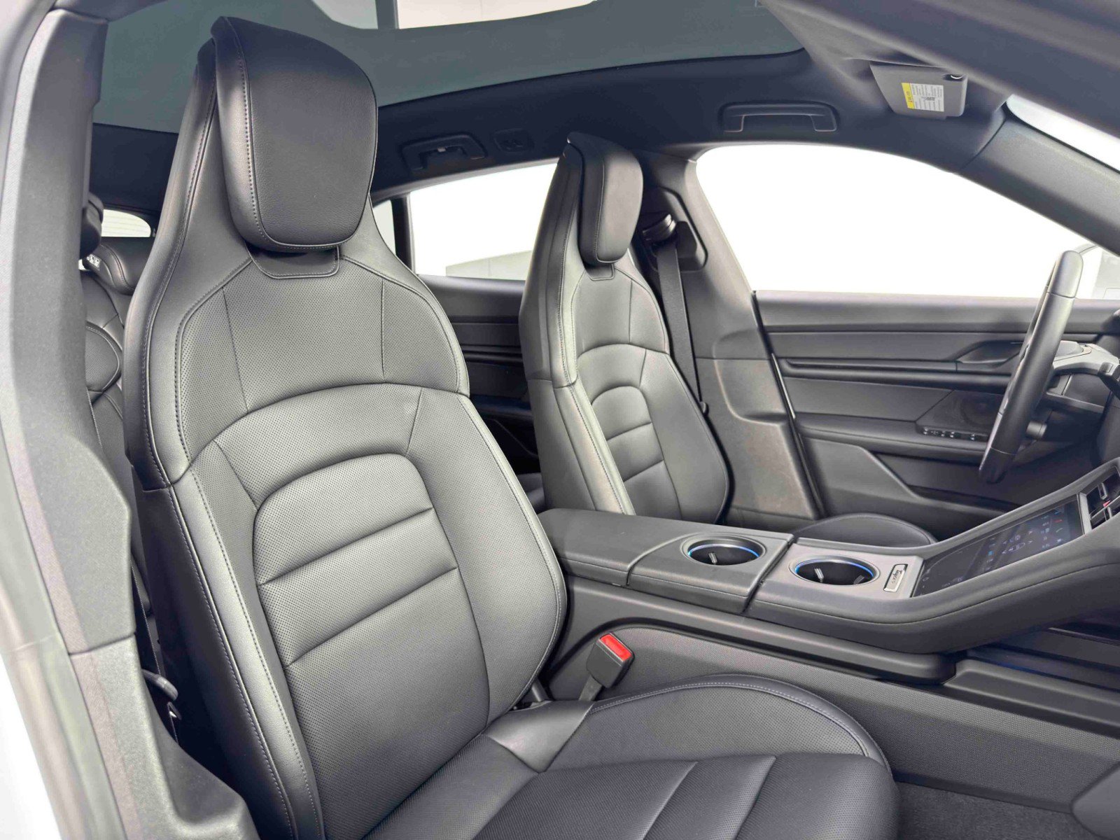 Used 2024 Porsche Taycan 4 Cross Turismo w/ Premium Package AWD/4WD image 39