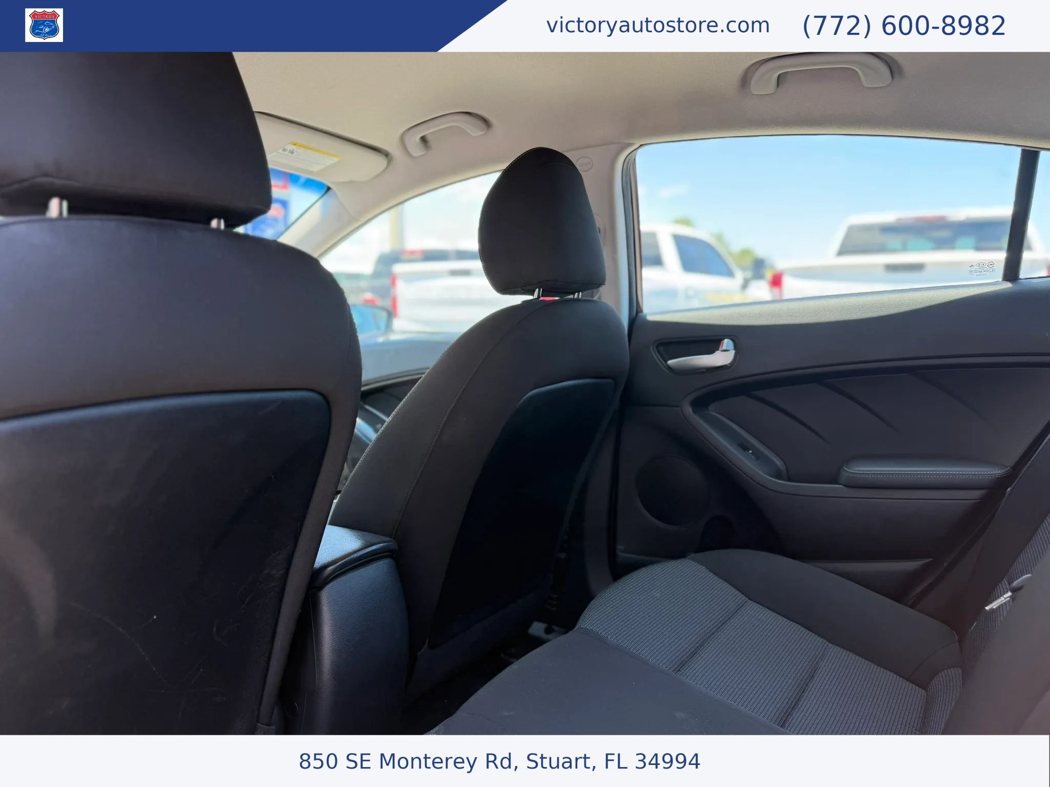 Used 2017 Kia Forte LX FWD image 3