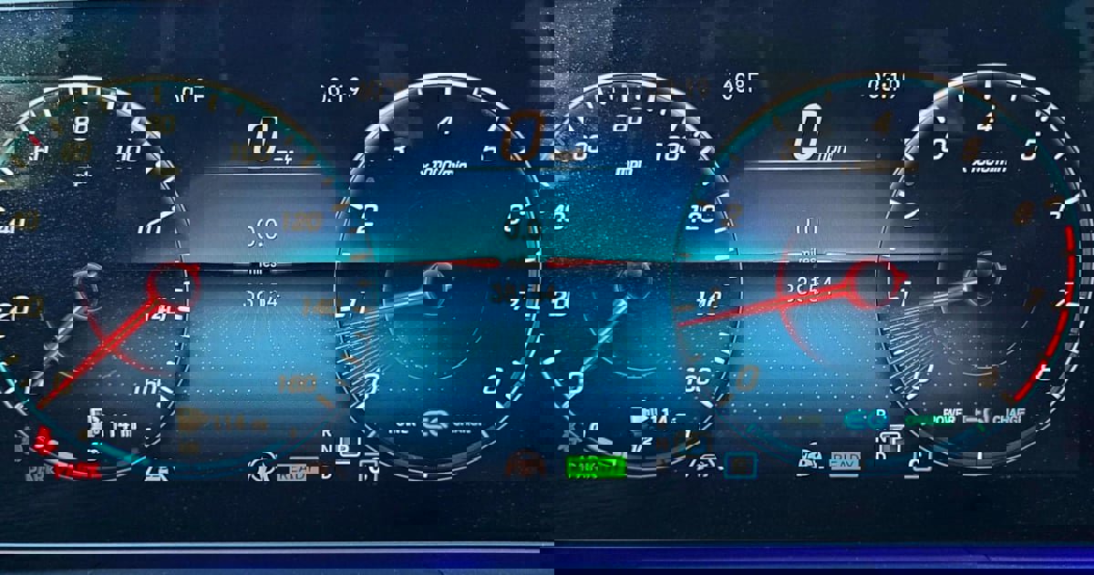 Used 2023 Mercedes-Benz GLS 450 4MATIC image 9