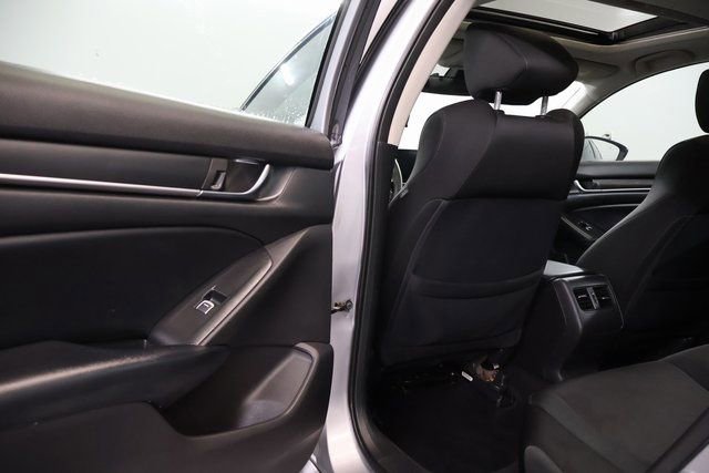 Used 2018 Honda Accord EX image 27