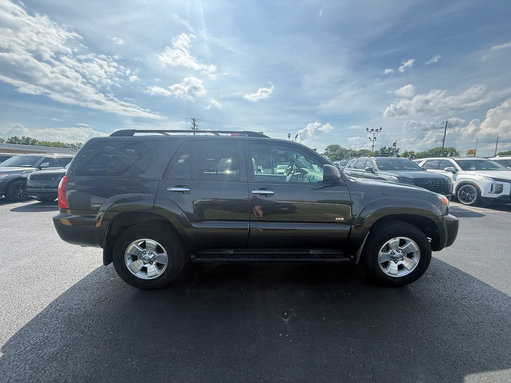 Used 2008 Toyota 4Runner SR5 RWD image 2