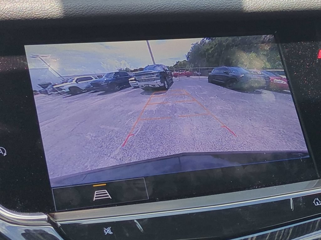 Used 2025 Cadillac XT6 Premium Luxury FWD image 26