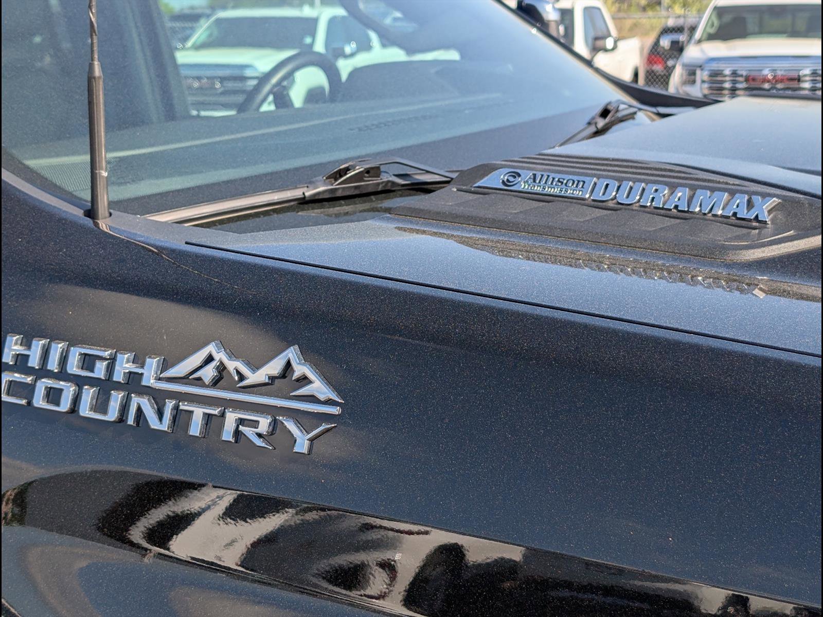Used 2024 Chevrolet Silverado 2500 High Country w/ High Country Premium Package AWD/4WD image 23