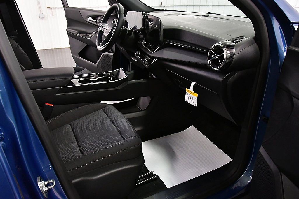 New 2026 Chevrolet Equinox LT image 26