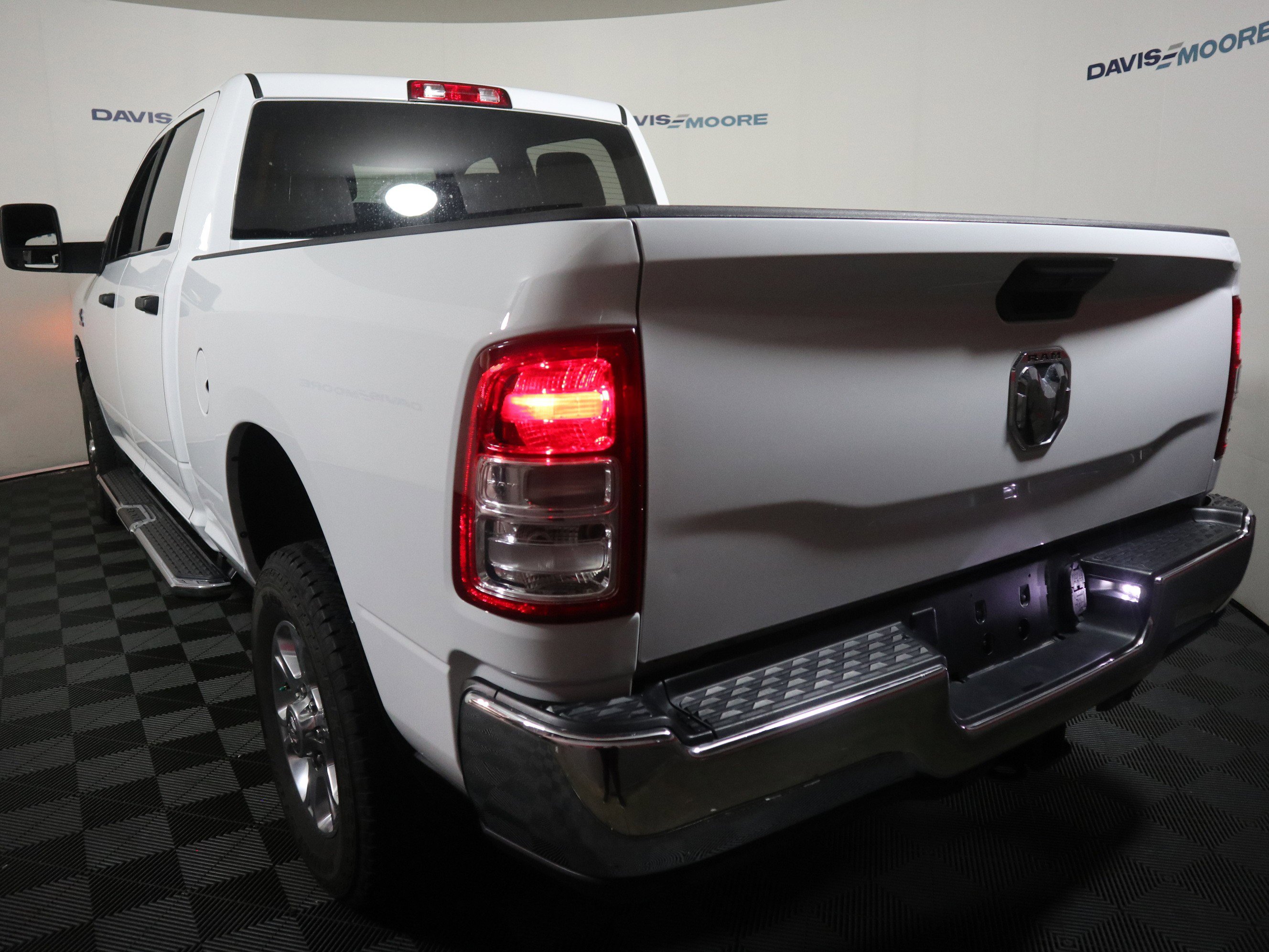 Certified 2023 RAM 2500 Big Horn w/ Level 1 Equipment Group image 9