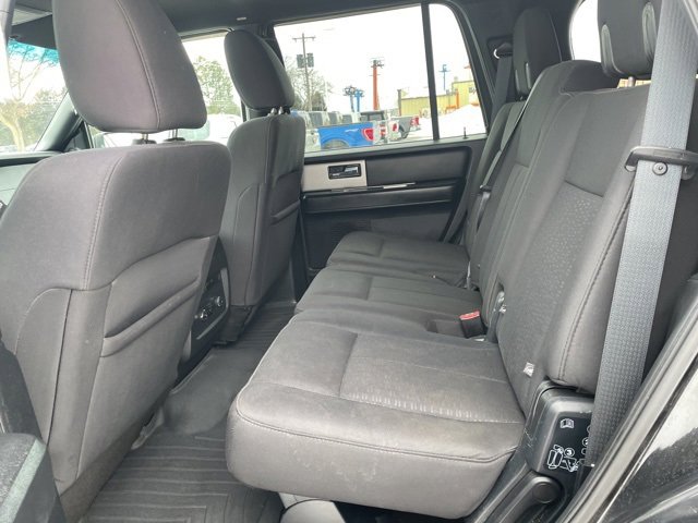 Used 2015 Ford Expedition XLT image 9