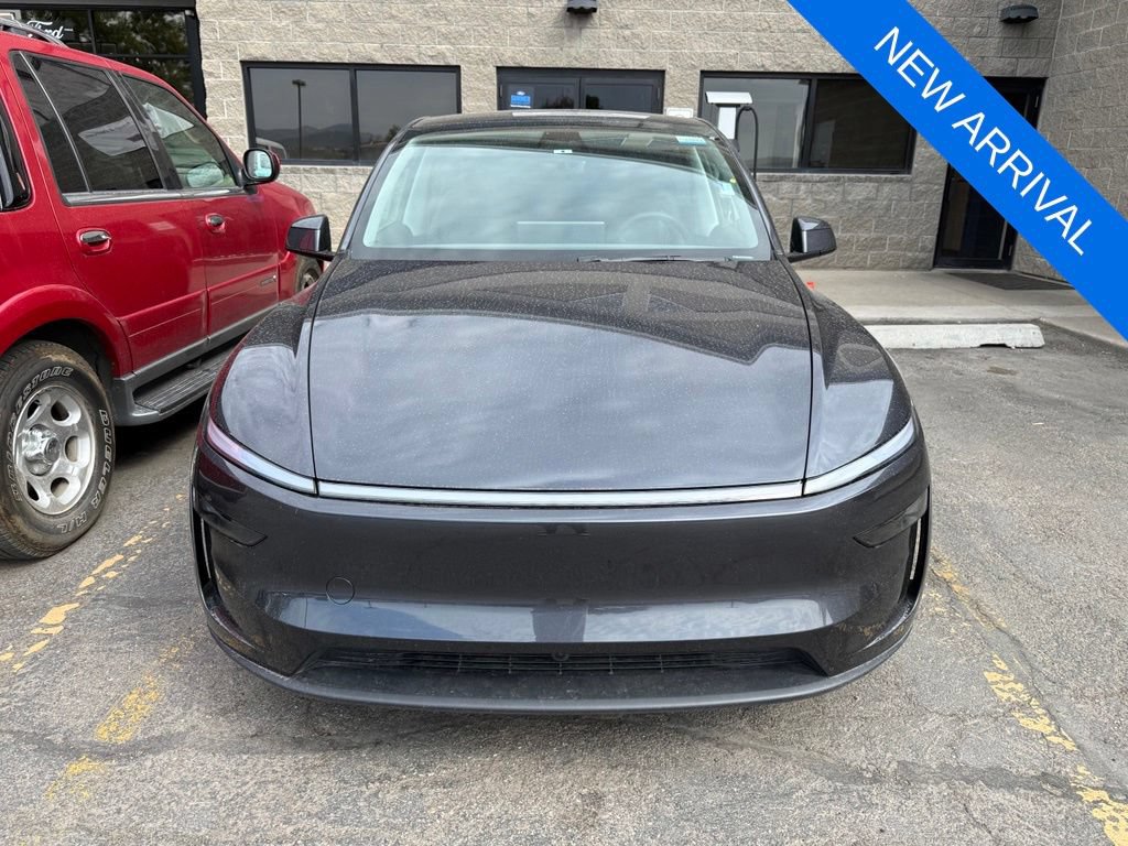Used 2026 Tesla Model Y AWD image 2