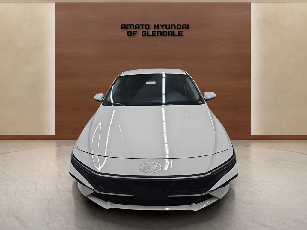 New 2026 Hyundai Elantra SE FWD image 9
