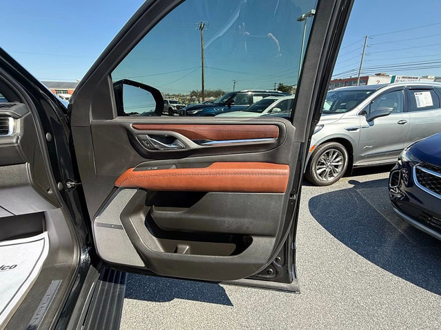 Certified 2023 GMC Yukon Denali Ultimate image 24