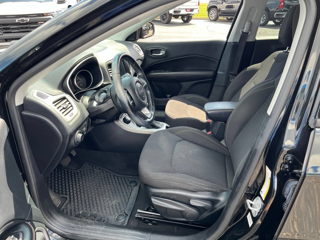 Used 2021 Jeep Compass Sport w/ Cold Weather Group AWD/4WD image 51