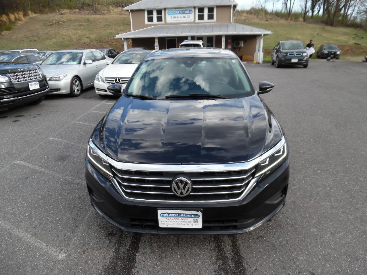 Used 2022 Volkswagen Passat 2.0T SE image 9