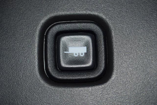 New 2025 Chevrolet Express 3500 w/ Power Convenience Package RWD image 21
