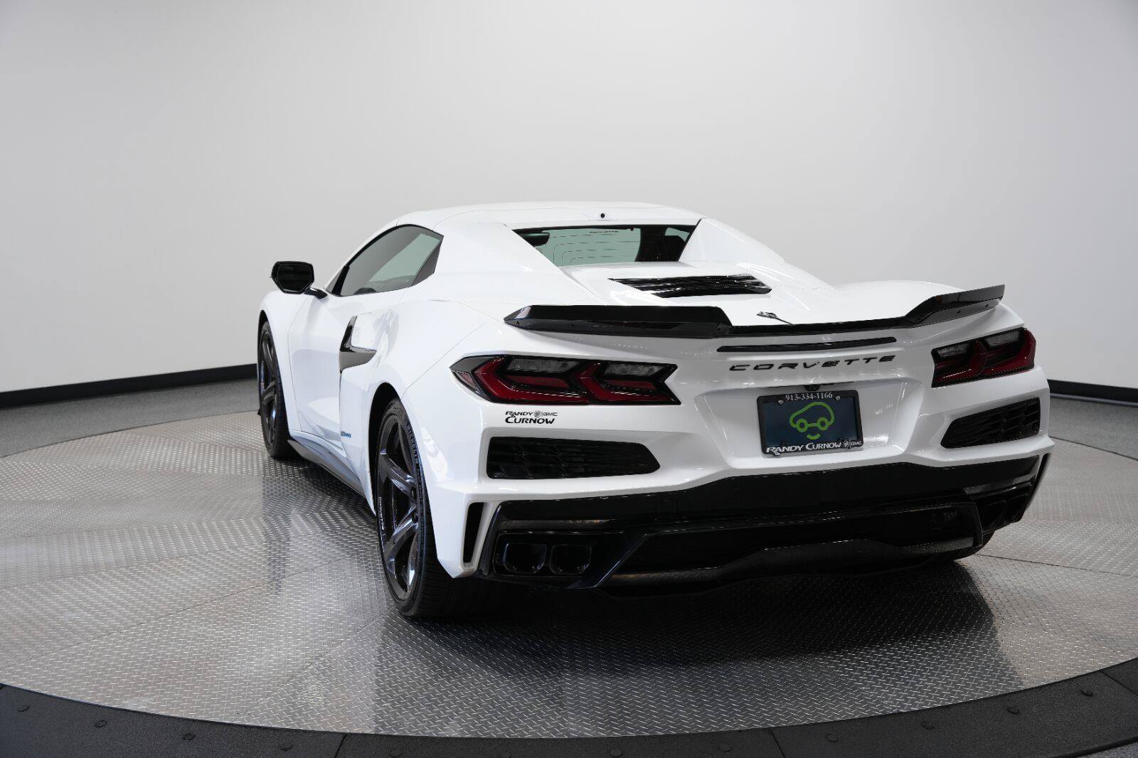 Used 2025 Chevrolet Corvette E-Ray w/ Stealth Interior Trim Package AWD/4WD image 7