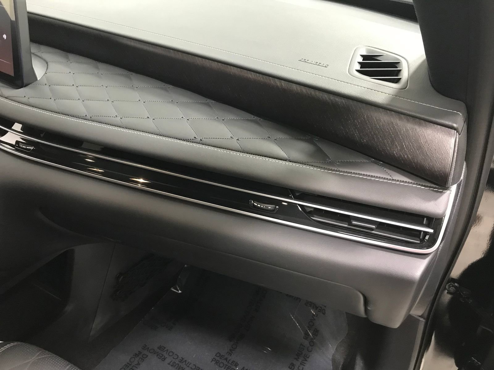Used 2025 INFINITI QX60 Autograph w/ Cargo Package AWD/4WD image 17