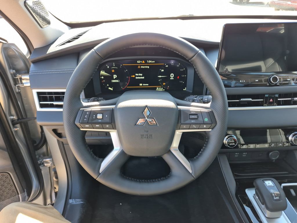 New 2026 Mitsubishi Outlander SE image 36