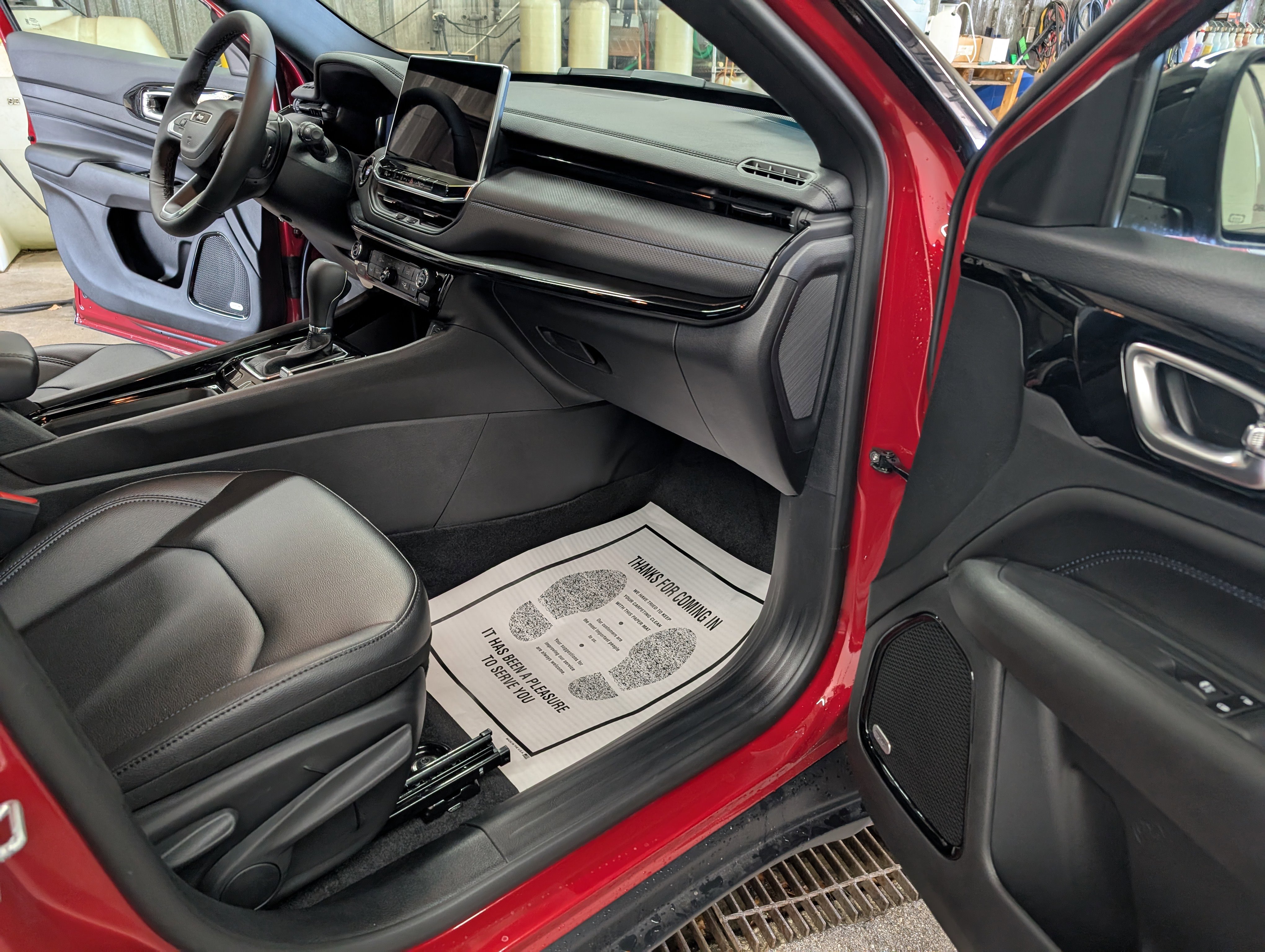 New 2026 Jeep Compass Limited w/ Sun, Sound & Navigation Group image 5