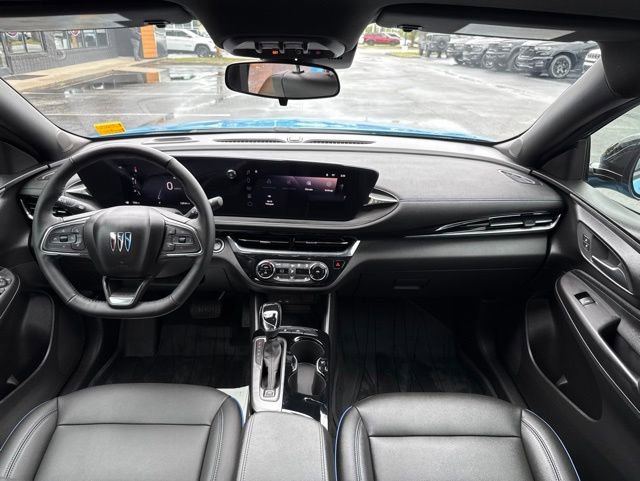 Used 2025 Buick Envista Sport Touring w/ Experience Buick Package FWD image 22