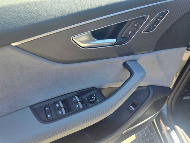 New 2026 Audi SQ8 Premium Plus AWD/4WD image 21