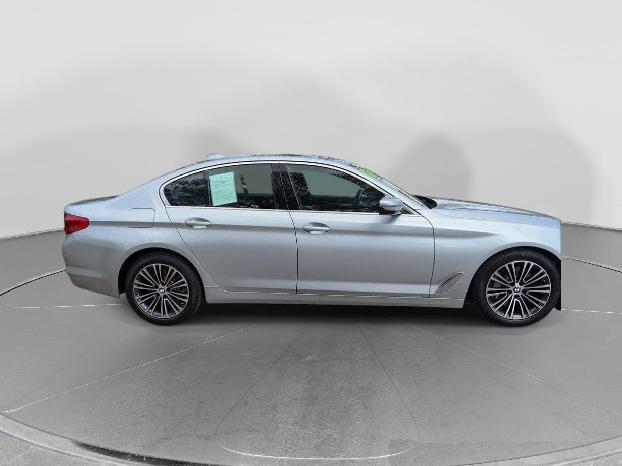 Used 2019 BMW 530i w/ Convenience Package RWD image 6