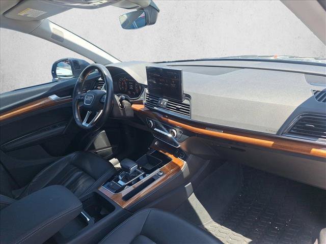 Used 2022 Audi Q5 2.0T Premium Plus w/ Premium Plus Package AWD/4WD image 19