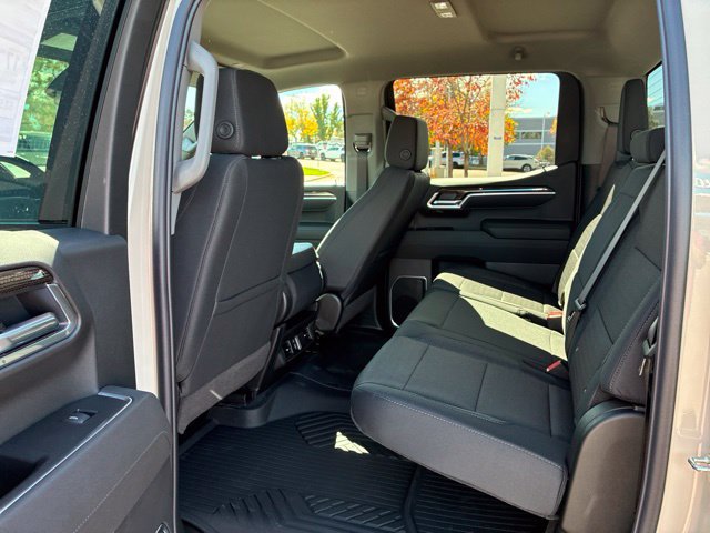New 2026 Chevrolet Silverado 1500 RST w/ Z71 Off-Road Package AWD/4WD image 8