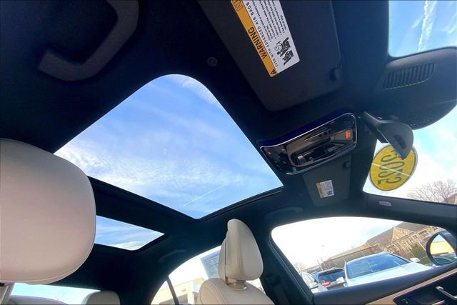 Used 2025 Mercedes-Benz C 300 4MATIC Sedan image 11