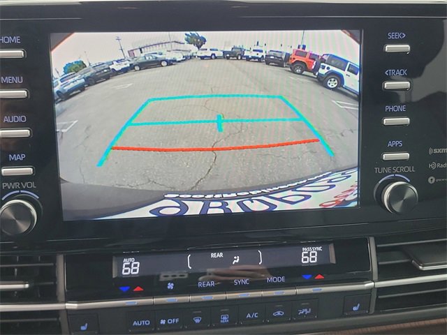 Used 2022 Toyota Sienna XLE image 29