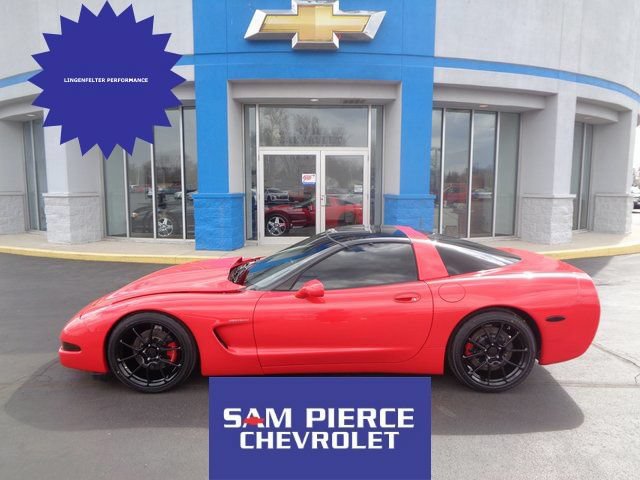 Used 2001 Chevrolet Corvette Coupe w/ Preferred Equipment Group2 RWD image 1
