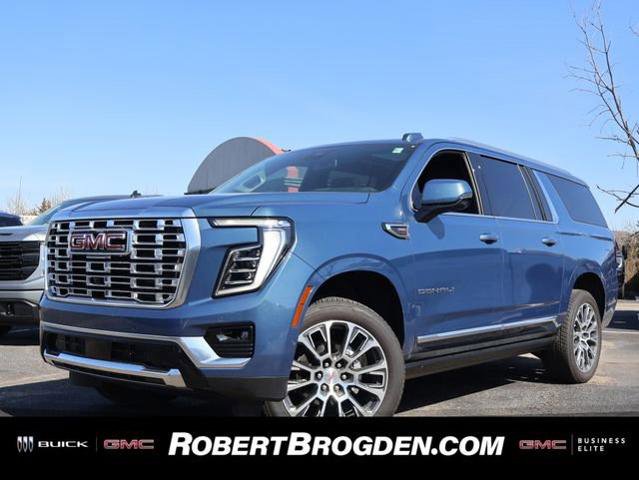 New 2026 GMC Yukon XL Denali w/ Sun & Power Step Package