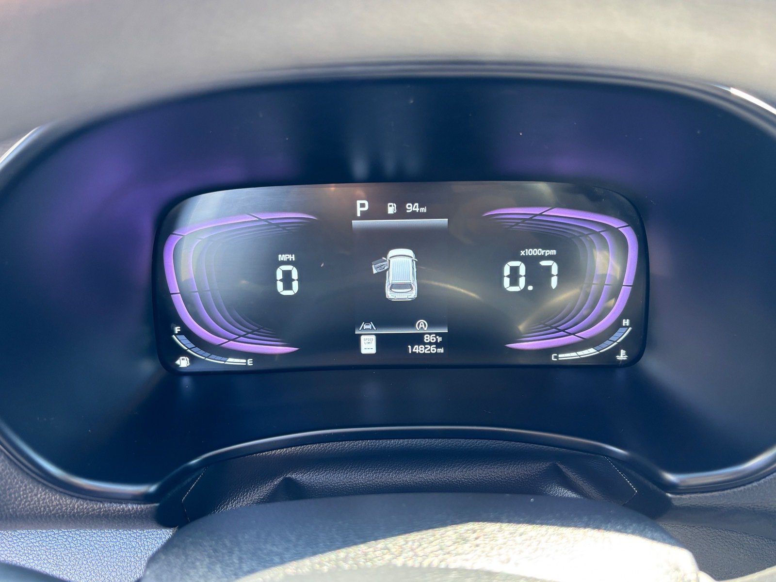 Used 2025 Kia Soul LX w/ LX Technology Package FWD image 13