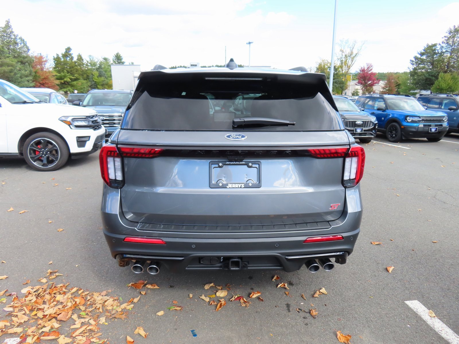 New 2026 Ford Explorer ST image 5