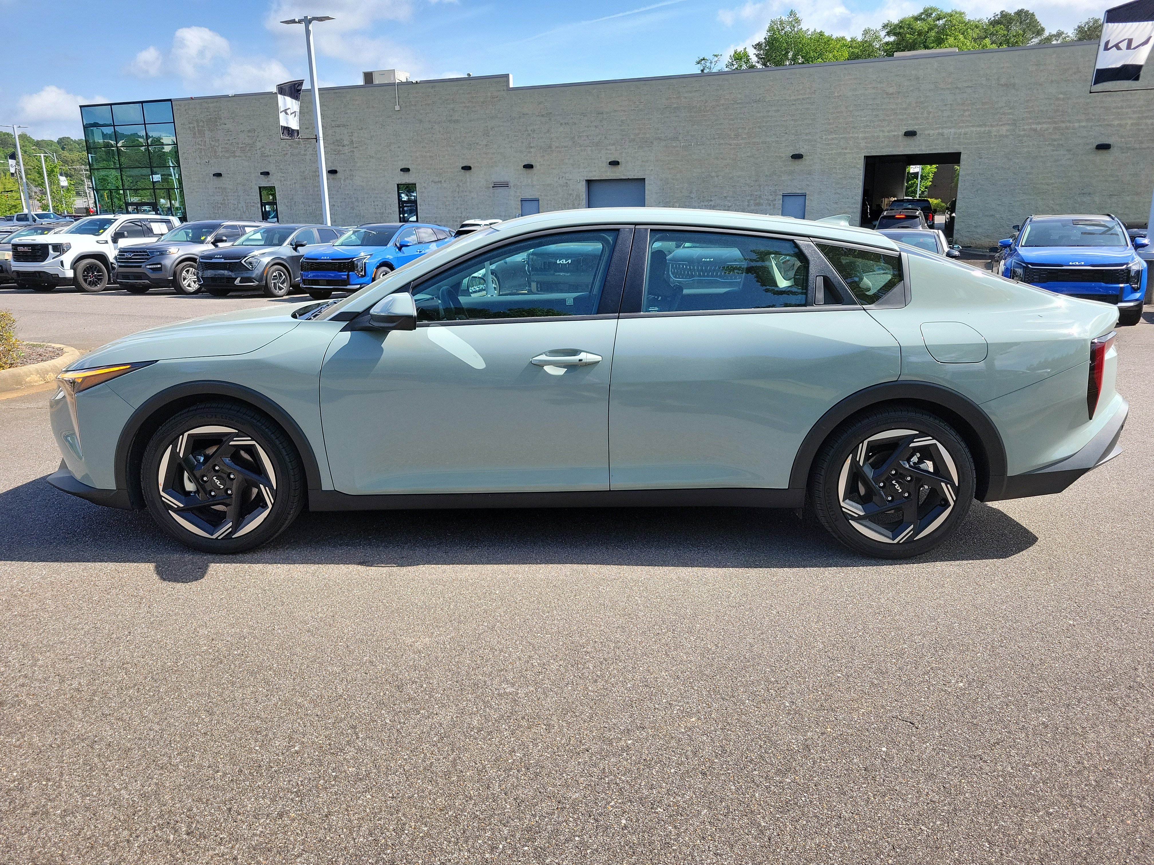 Used 2025 Kia K4 EX FWD image 19